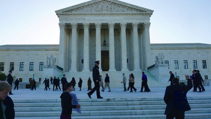 SCOTUS exterior may 2015