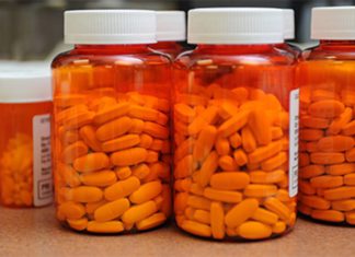 Opioid Maker Will Pay Out $1.6 billion in Settlement with States Opioid Bottles