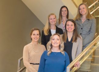 Seven Women Makes 100 Percent