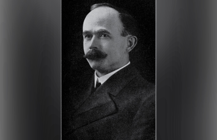 Benjamin_B_Lindsey_001 (1) Ben B. Lindsey sits for a black and white portrait in 1909.